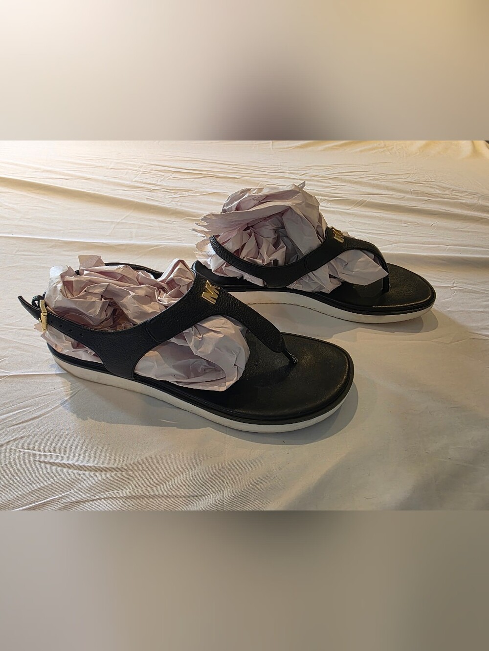 Michael Kors Jilly Flat Sandals Black Gold MK Logo Sz 10 M City-Chic Fresh